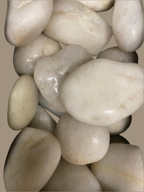 (6035) White Polished Pebble 1-2inch (40lb bag)