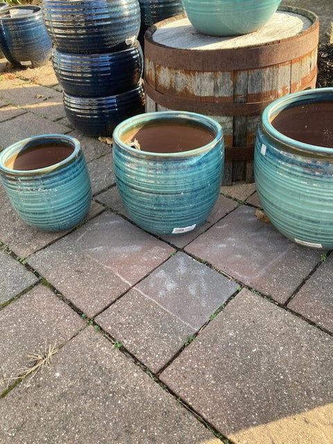 3 set of pottery