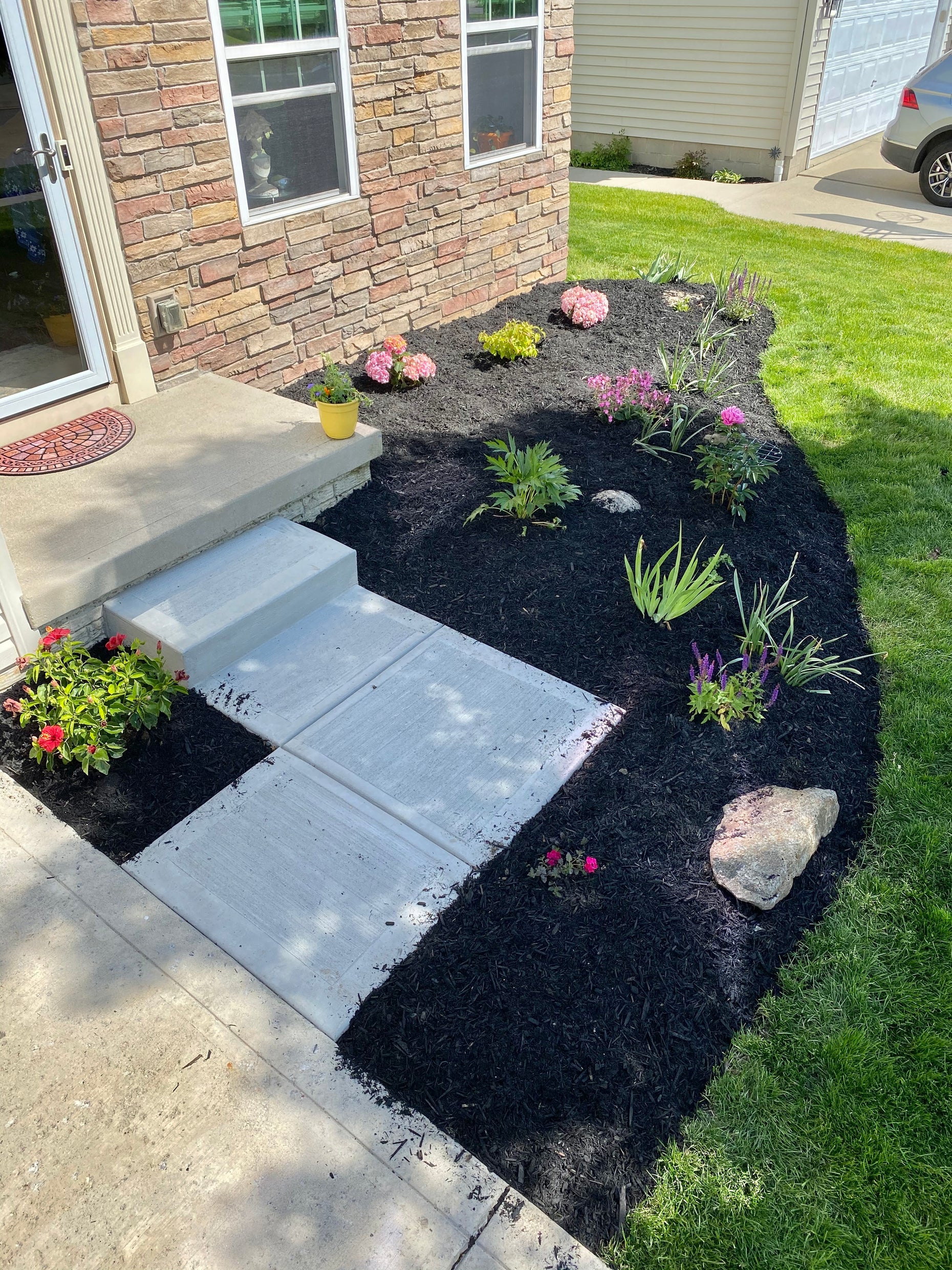 Hardwood Black Brown Red Mulch Cypress Pine Mulches for Retail and ...